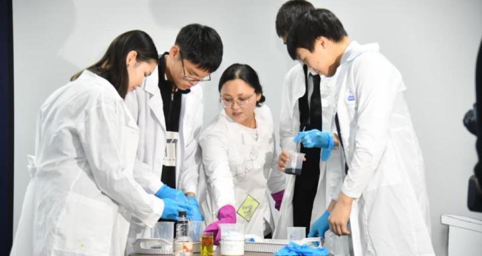 Атырауда «Eco Generation: Таза әлемге қадам» атты жастармен экологиялық кездесу өтті