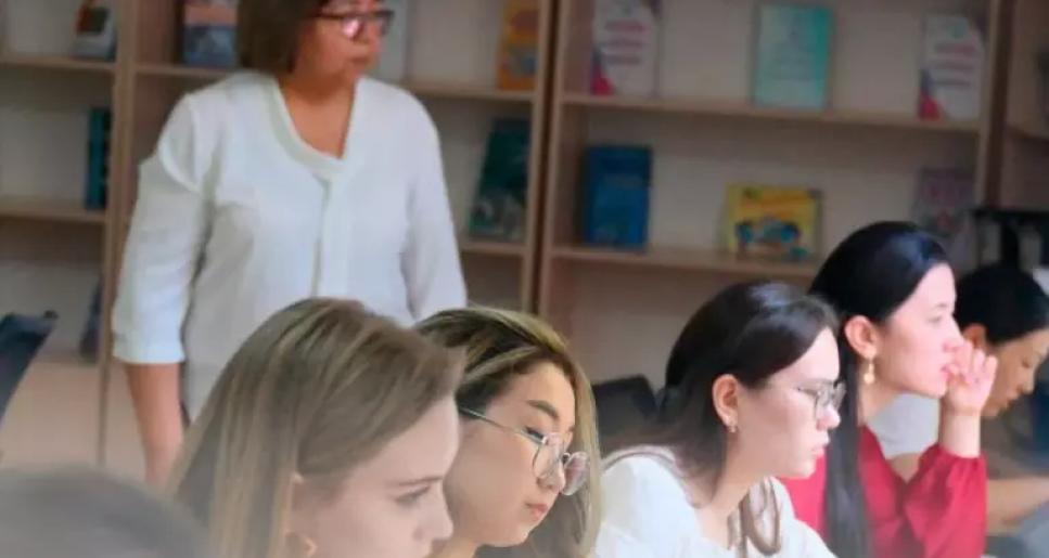 7 мыңға жуық педагог біліктілікті арттыру курстарынан өтіп жатыр