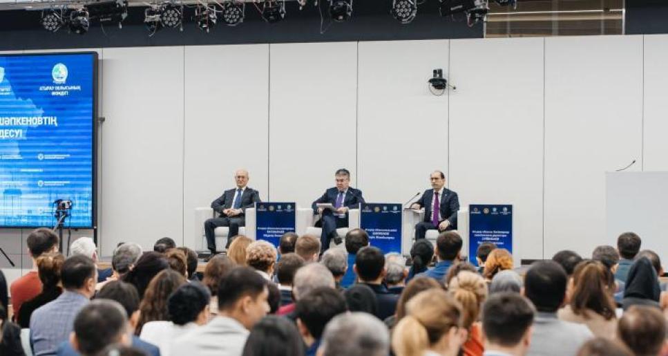 Аймақ басшысы Атырау облысының кәсіпкерлерімен кездесті